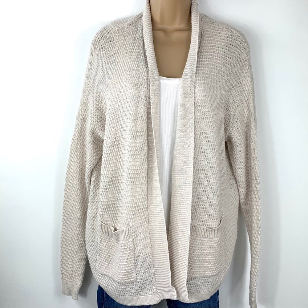 Universal‎ Thread Beige Cardigan Sweater